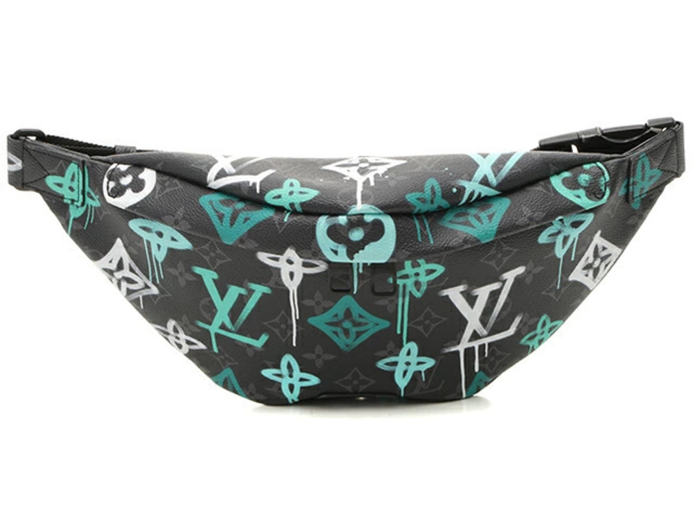LOUIS VUITTON Discovery Bumbag Monogram Eclipse Black Body Bag AH